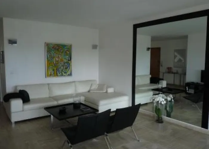 Two Bed In A Gated With Gardens In With Sea Views 865 Lejlighed *