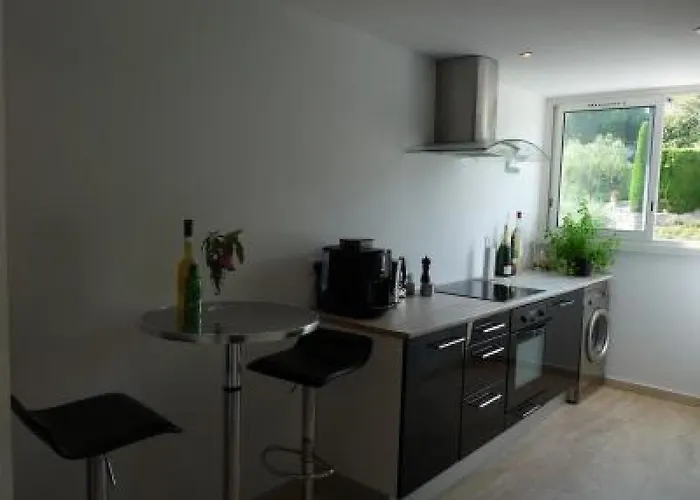 Two Bed In A Gated With Gardens In With Sea Views 865 Lejlighed *